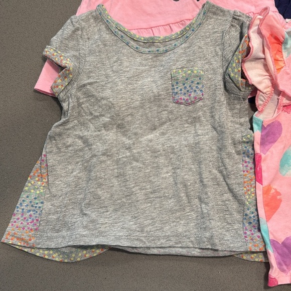 BUNDLE of 5 | Random t-shirts | Girls | 18mth - Picture 2 of 7
